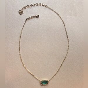 Kendra Scott necklace